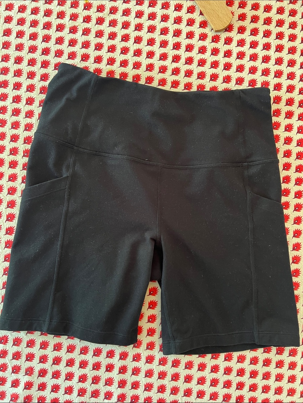 Zella Black High-Waist Women’s Active Shorts with Side Pockets Size Medium